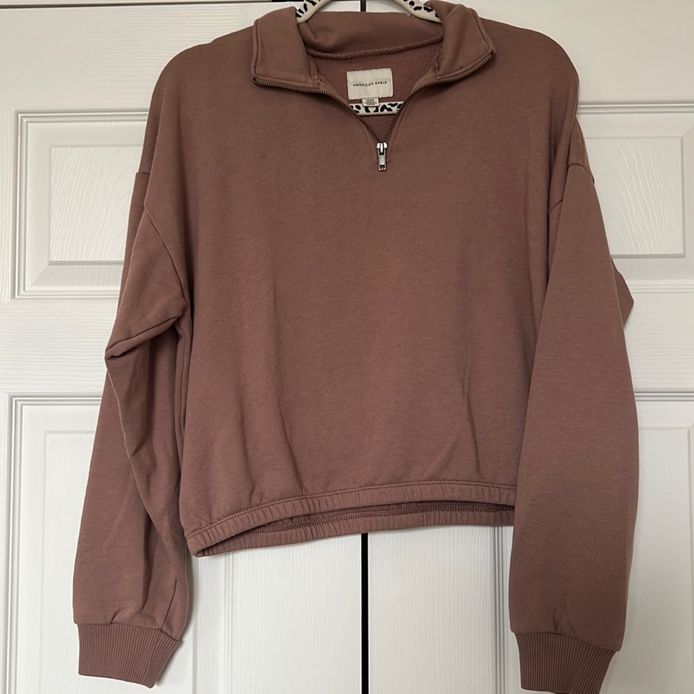 American Eagle Cropped Long sleeve Sweater